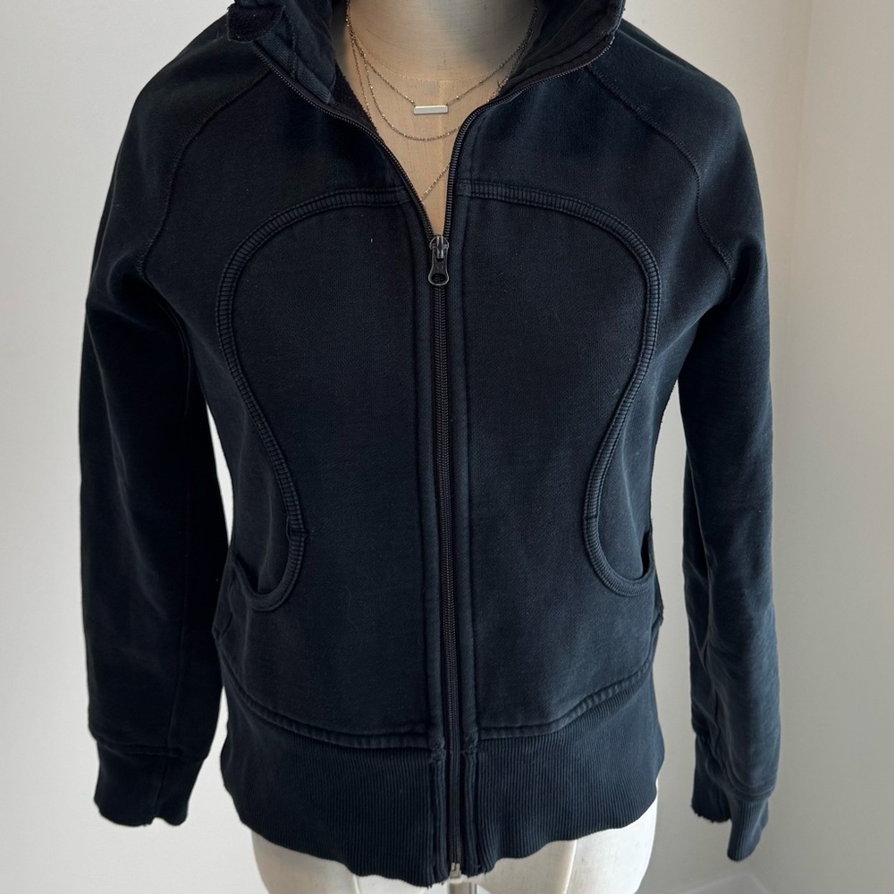 Lululemon - Black Zip-Up Hoodie